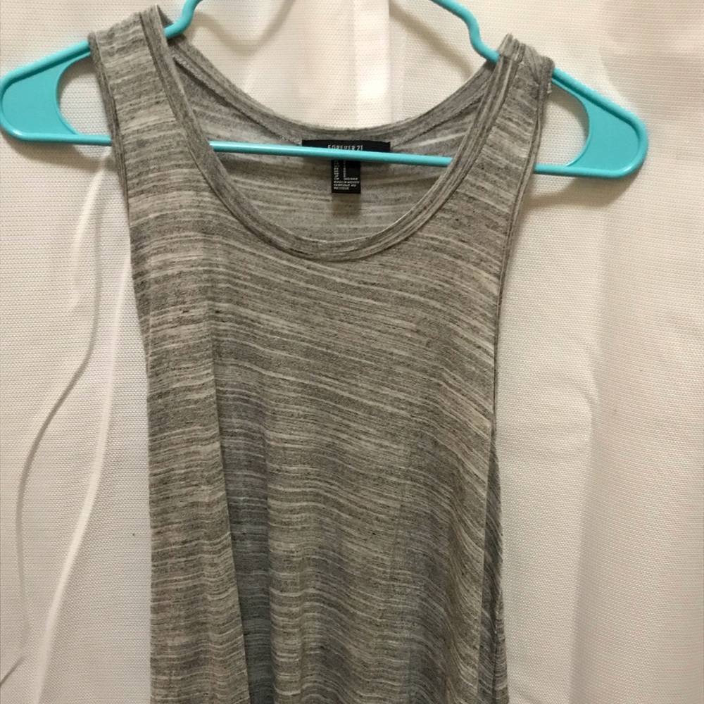 Gray tank top
